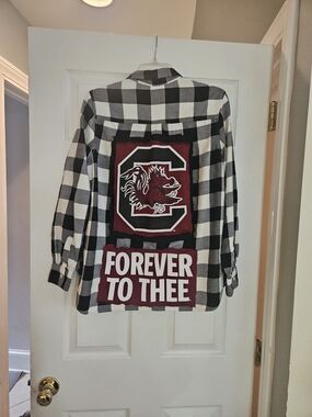 Old Navy Black and White Plaid Flannel with Maroon Graphic Patch